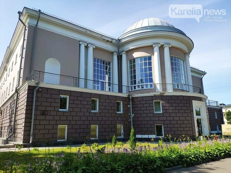 Реконструированную за 750 млн рублей Национальную библиотеку Карелии снова будут ремонтировать
