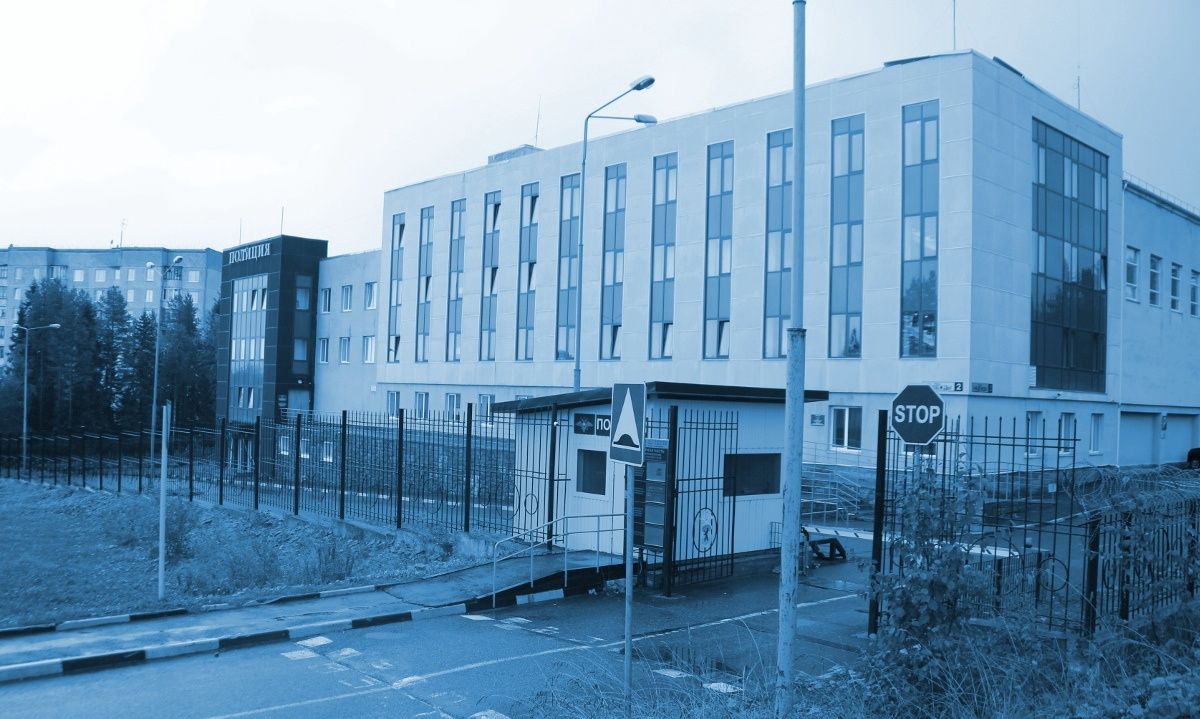 Сотрудникам ДПС пришлось стрелять, чтобы остановить автомобиль