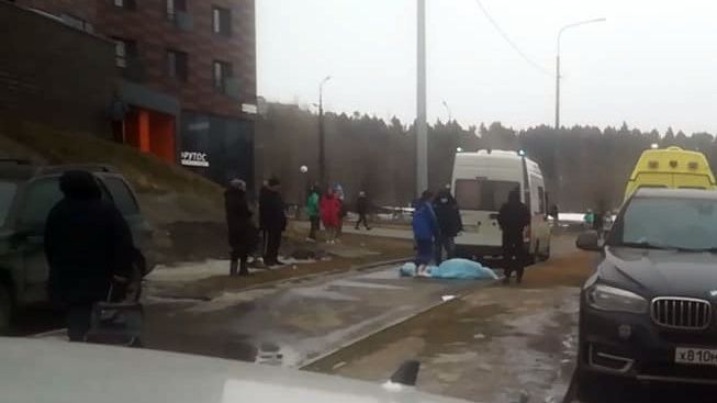 В Петрозаводске мужчина умер на улице