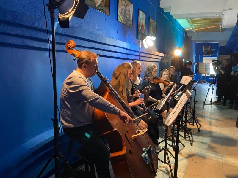 Сегодня в арт-пространстве «Синий коридор» в Петрозаводске состоится премьера оперы «Телефон»