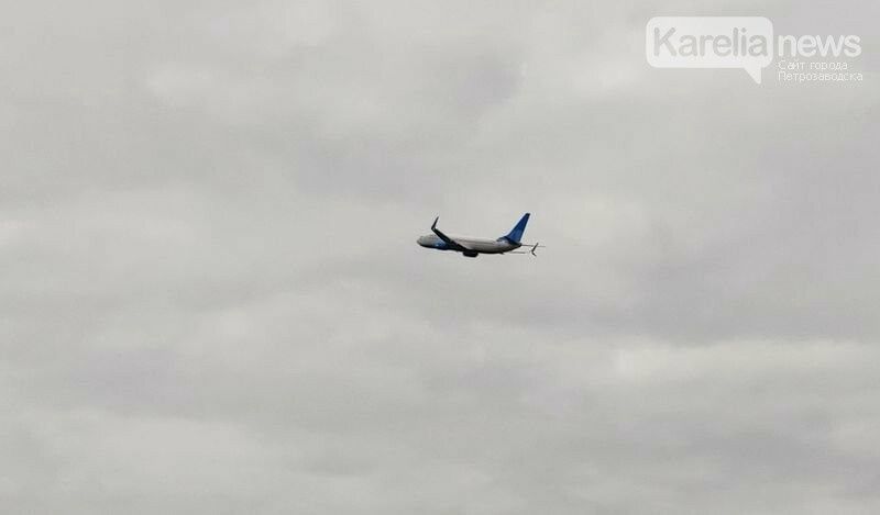 Ограничения на полеты в аэропорты юга и центральной части России снова продлили