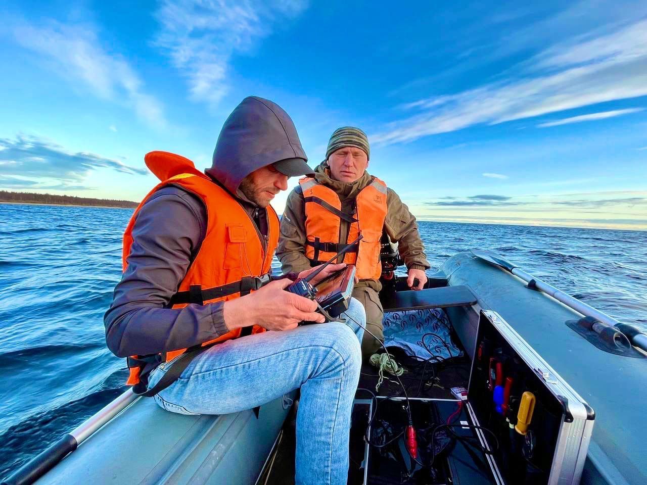 Из Ладожского озера подняли тело мужчины