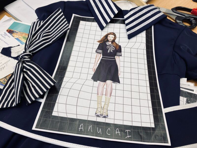 Музыкальный театр Карелии показал эскизы костюмов для нового балета «Алиса» Музыкальный театр Карелии показал эскизы костюмов для нового балета «Алиса»