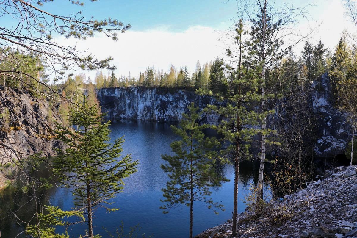 Горный парк Рускеала включили в число мест, где можно сделать удивительные фото