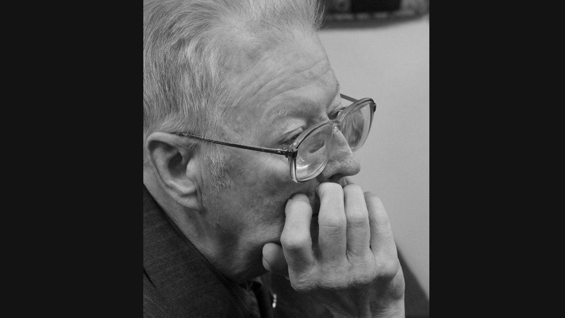 В Петрозаводске скончался известный поэт и журналист Александр Валентик