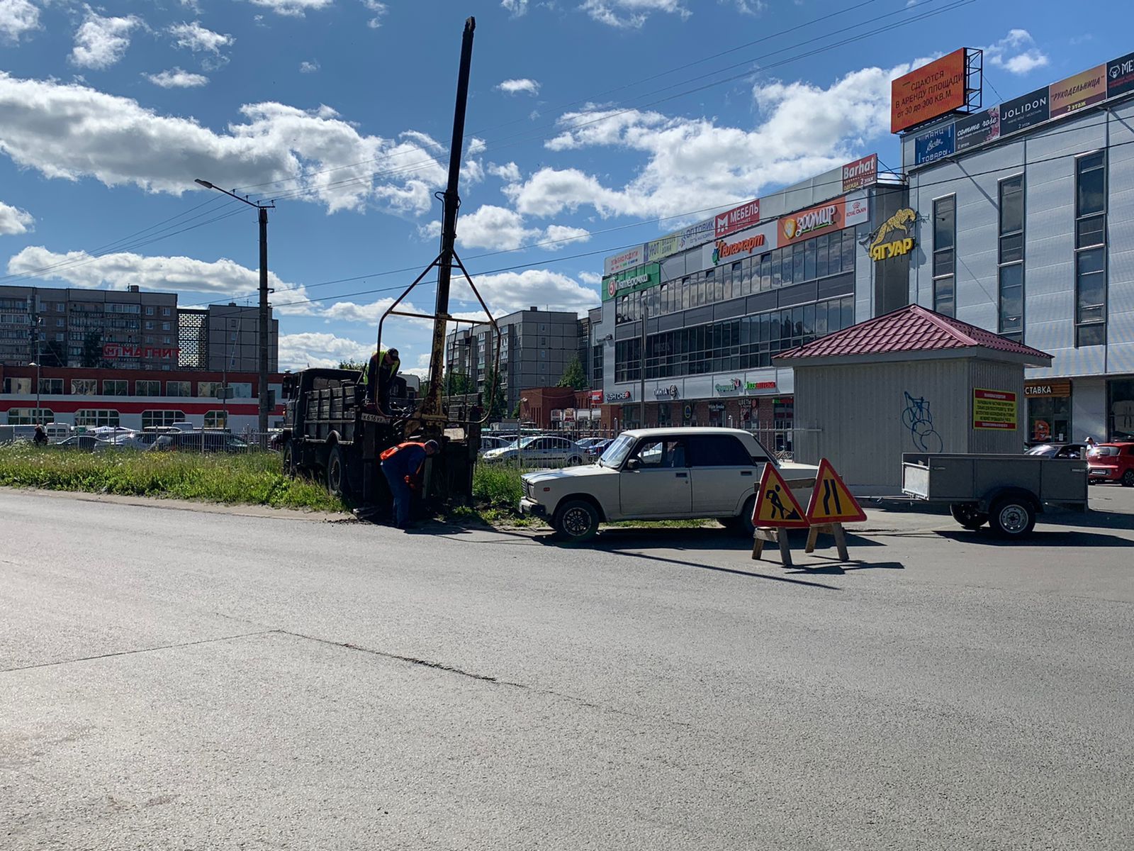На Древлянке и Перевалке установят более мощные светильники