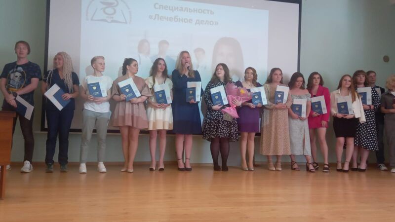 Выпускники медколледжа Петрозаводска будут работать в государственных учреждениях