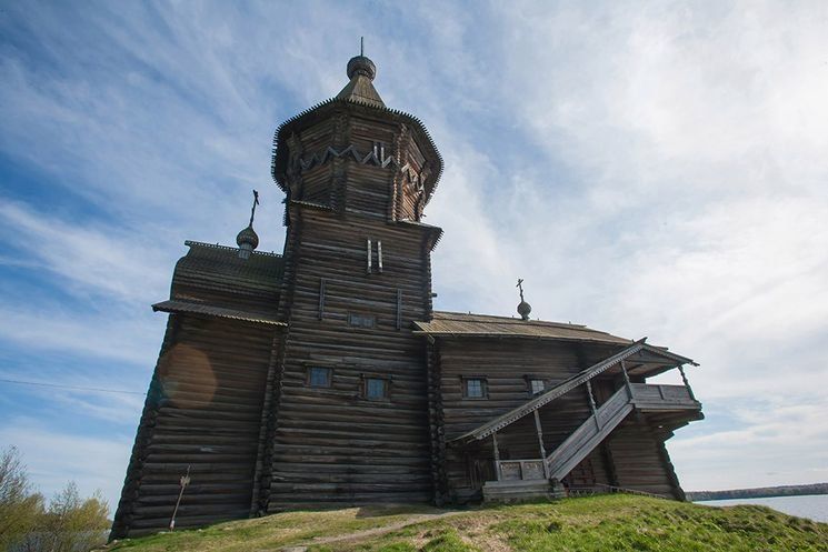 В Кондопоге спустя 4 года после пожара начали восстанавливать Успенскую церковь