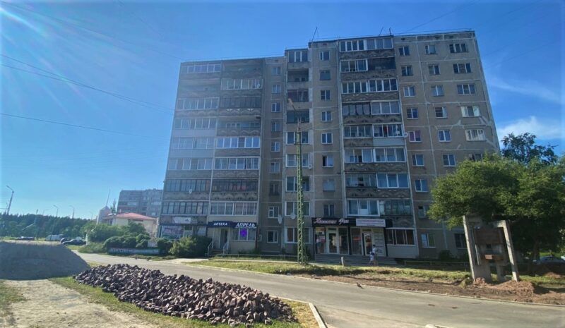 В Петрозаводске начали ремонтировать сквер Густава Ровио