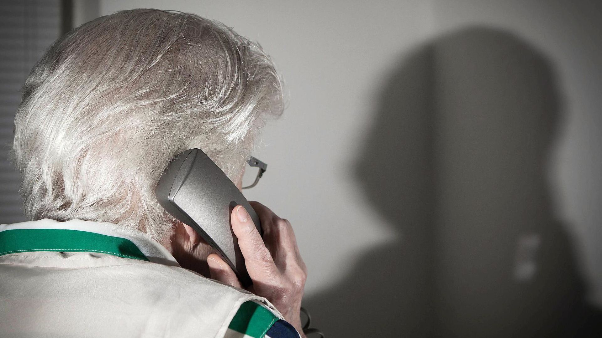 Мошенники продолжают атаковать пожилых жителей Карелии