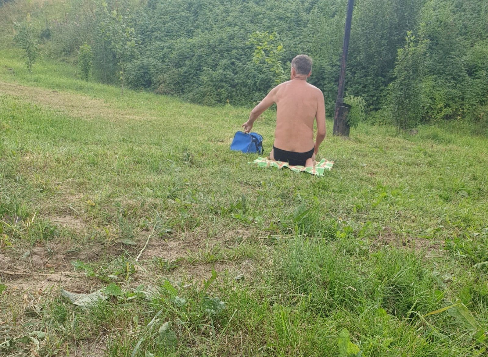 «Он сел передо мной, раздвинув ноги». Петрозаводчанка рассказала о встрече с неадекватным мужчиной в парке «Он сел передо мной, раздвинув ноги». Петрозаводчанка рассказала о встрече с неадекватным мужчиной в парке