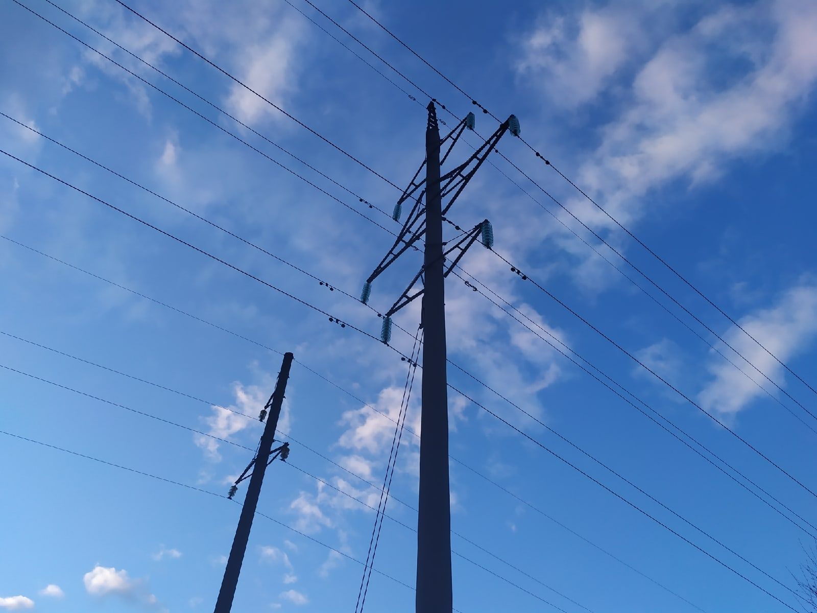 В ночь с субботы на воскресенье без света останутся несколько районов Петрозаводска