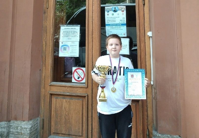 Юный шашист из Петрозаводска взял золото на престижном турнире в Санкт-Петербурге