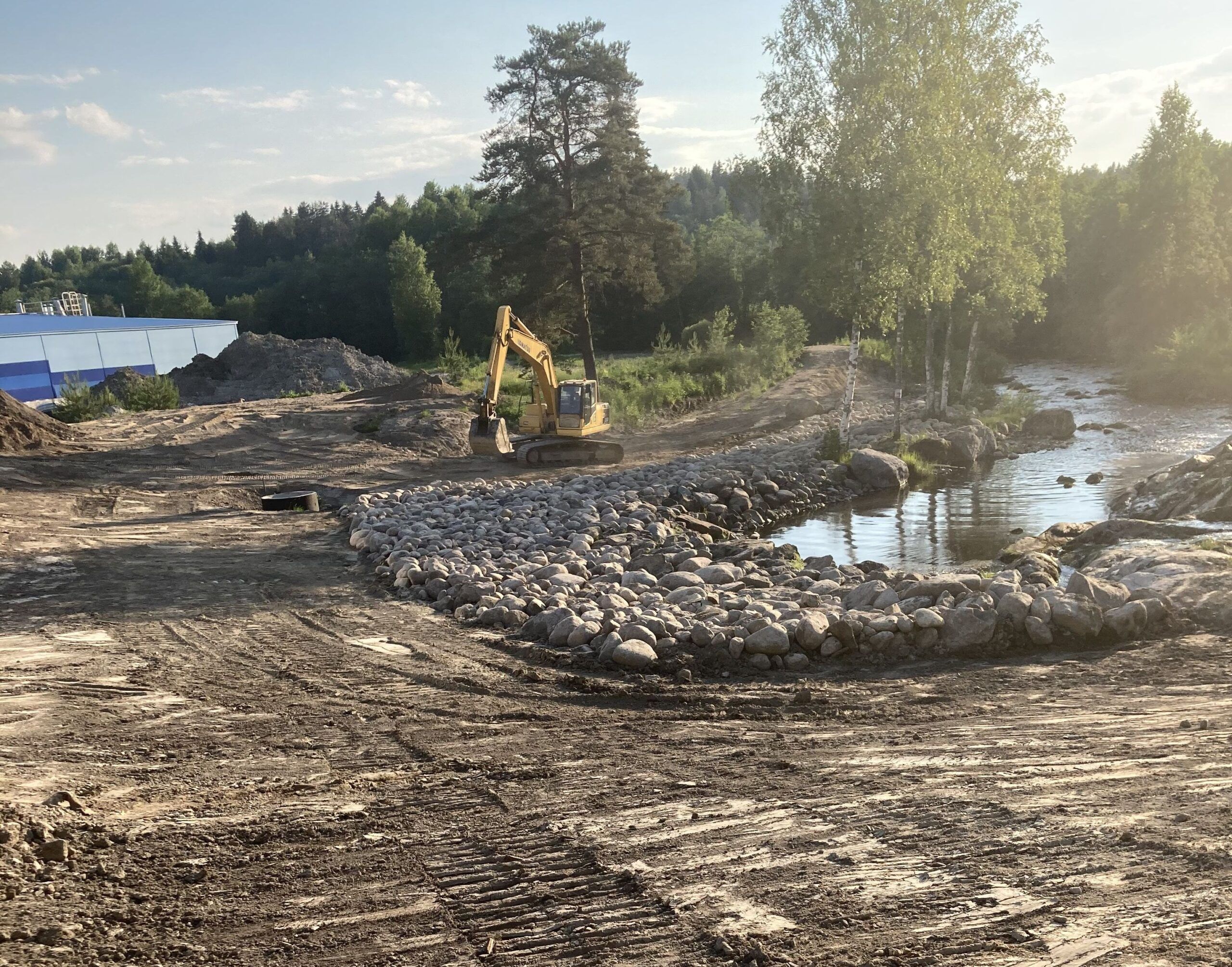 Жители поселка в карельском Приладожье обратились в прокуратуру из-за действий форелеводов