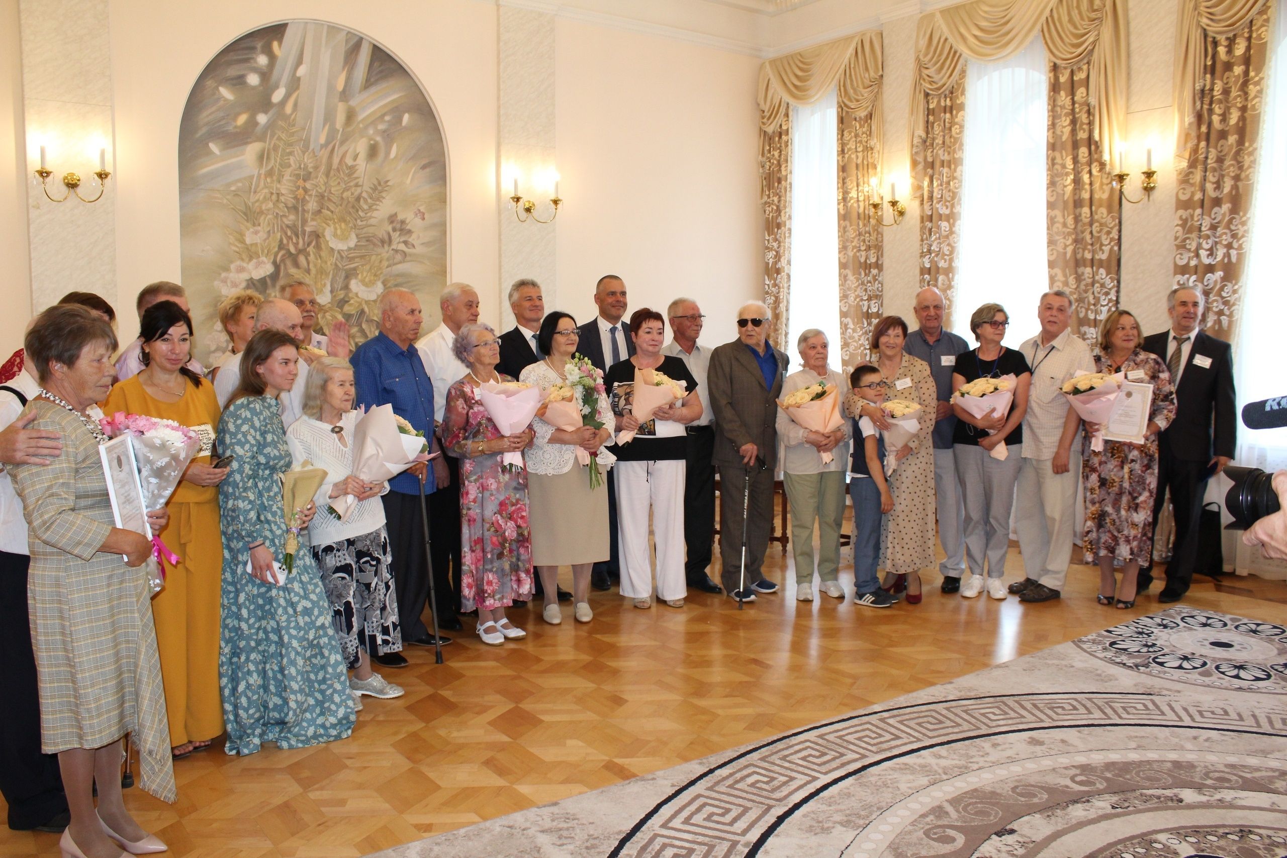 В день семьи медалями \ В день семьи медалями \