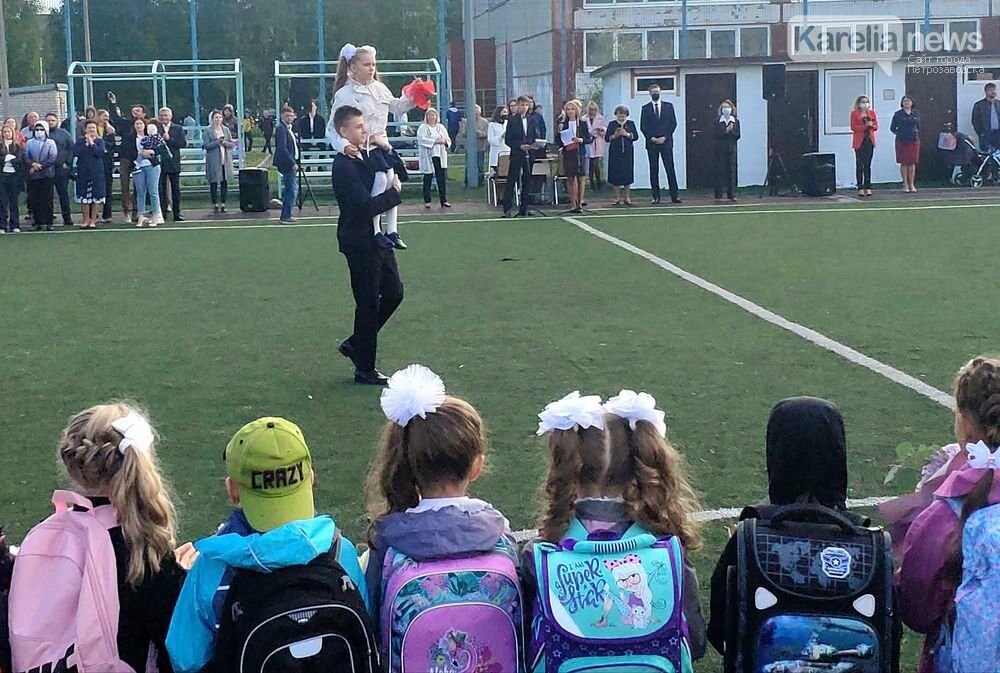 Планируется ли дистант в школах? В мэрии ответили на главный родительский вопрос