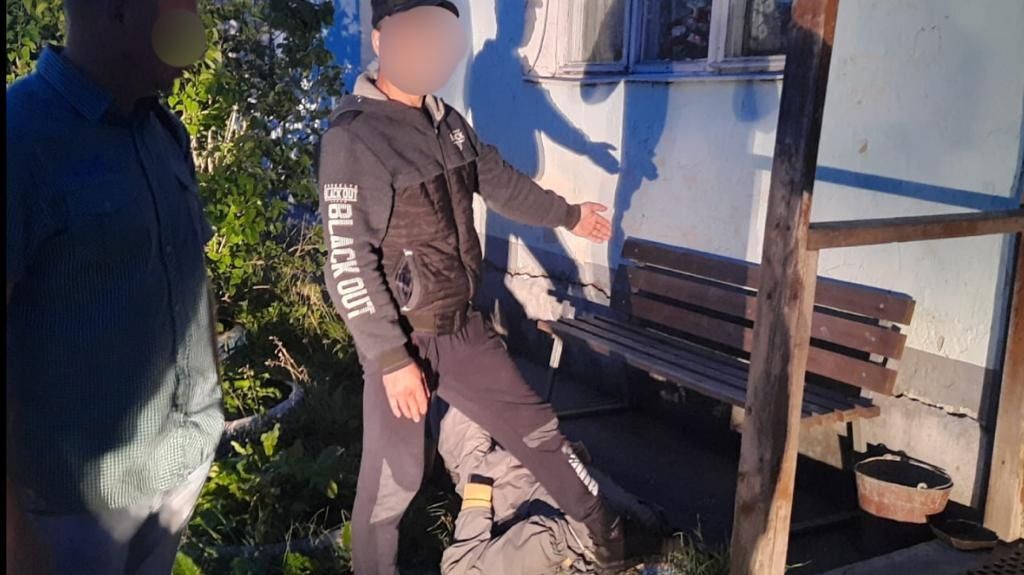 В Питкярантском районе мужчина до смерти избил местного жителя