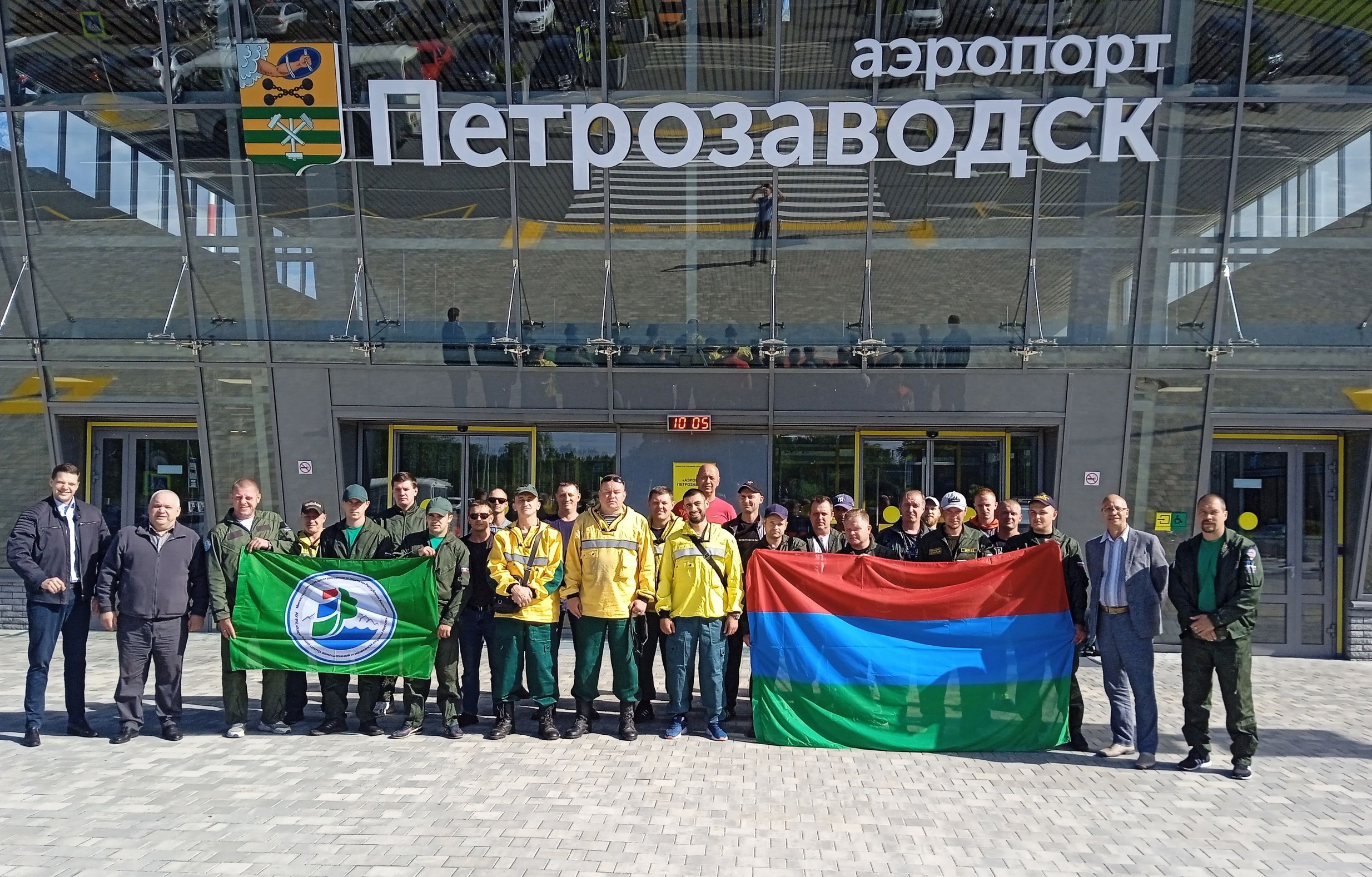 Еще одна группа карельских пожарных отправилась тушить лесные пожары в Коми