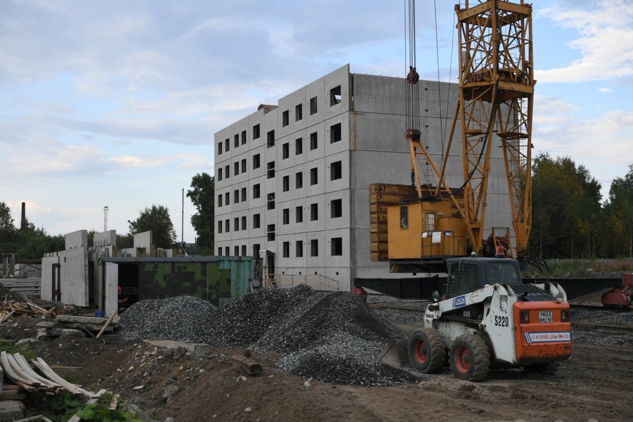Дом для расселения аварийного жилья в Беломорске сдадут в следующем году