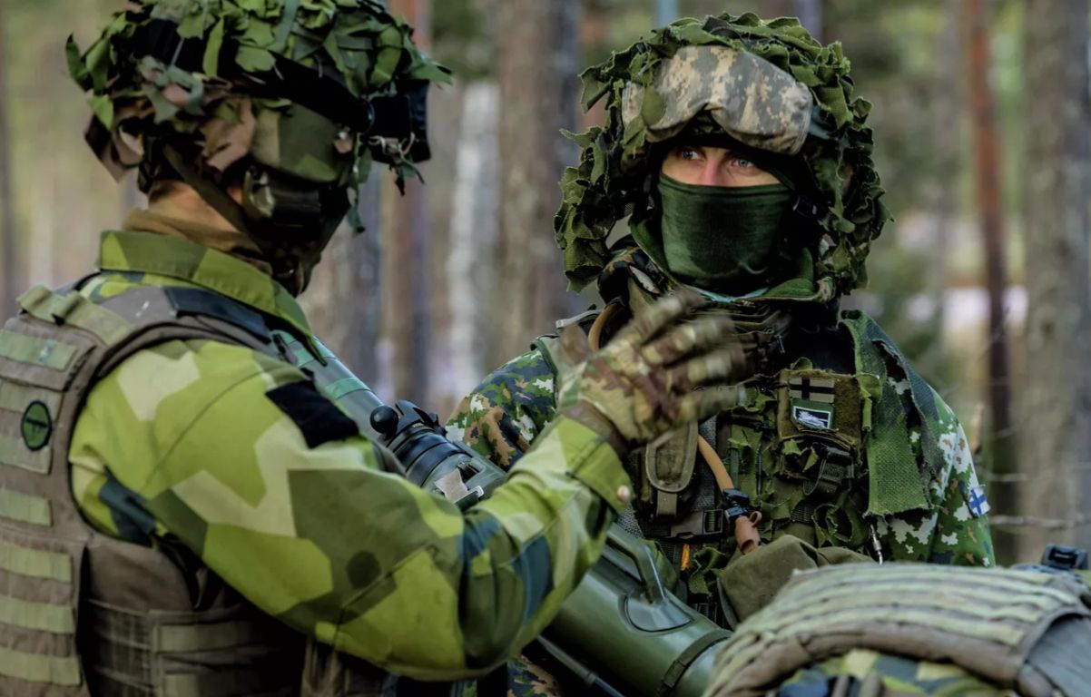 В Финляндии проходят совместные военные учения с Великобританией и Швецией