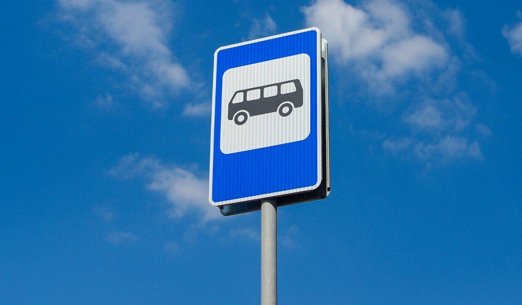 Водители автобусов в Петрозаводске игнорируют новую остановку на Ключевой