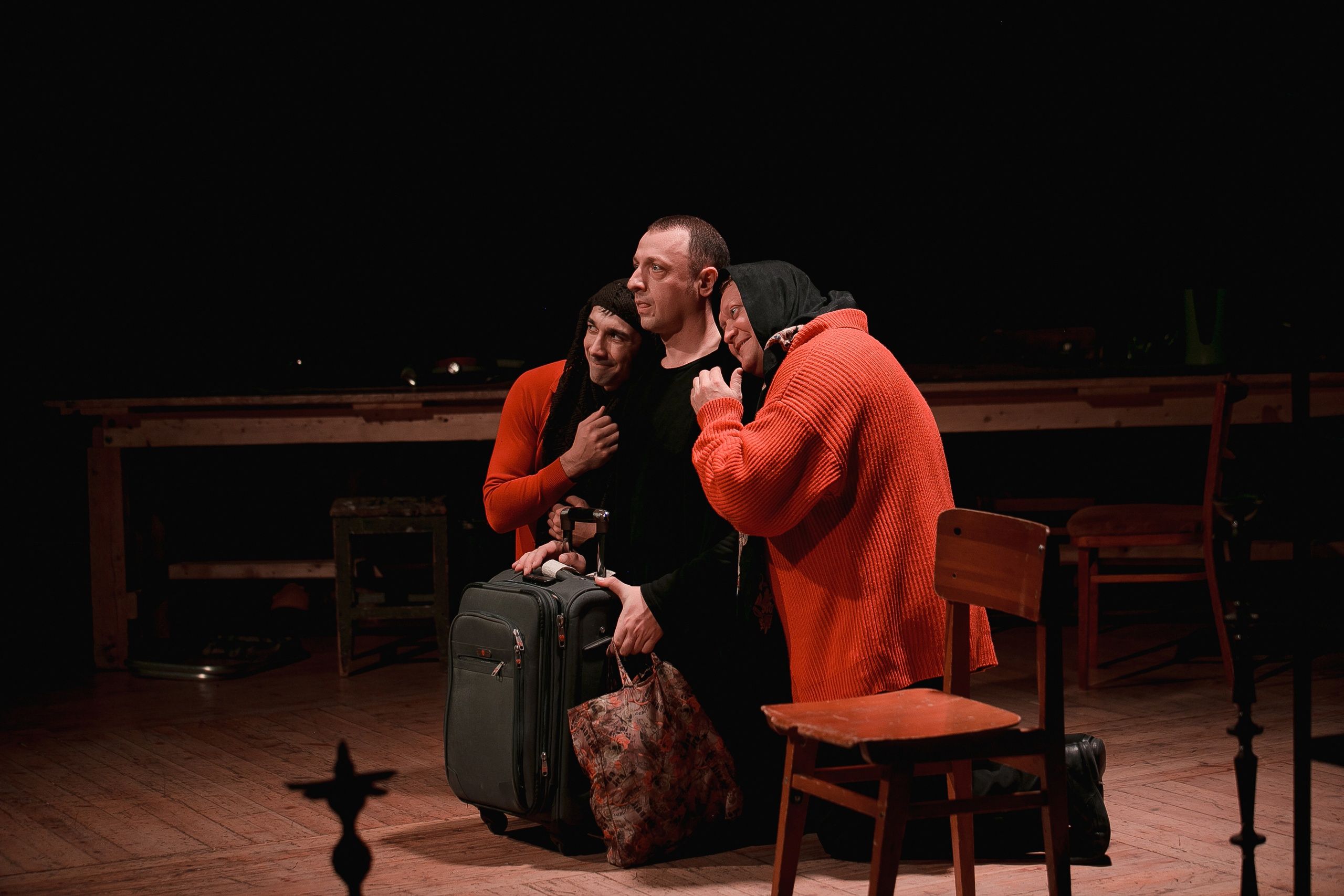 Уроженец Карелии режиссер Олег Липовецкий привез в Петрозаводск «Мертвые души» в новом прочтении