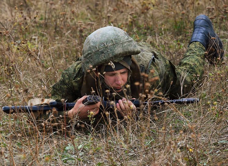 Следком возбудил дело по факту стрельбы в воинской части в Белгородской области
