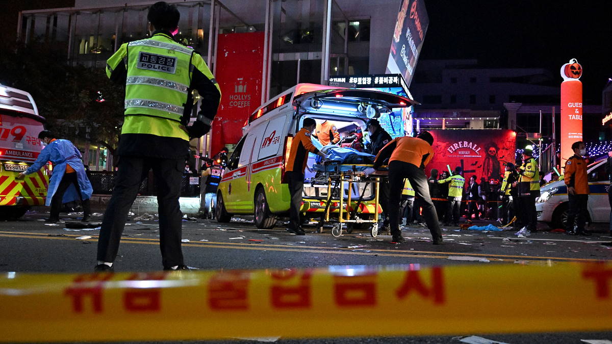 Во время празднования Хэллоуина в Сеуле погибло 146 человек