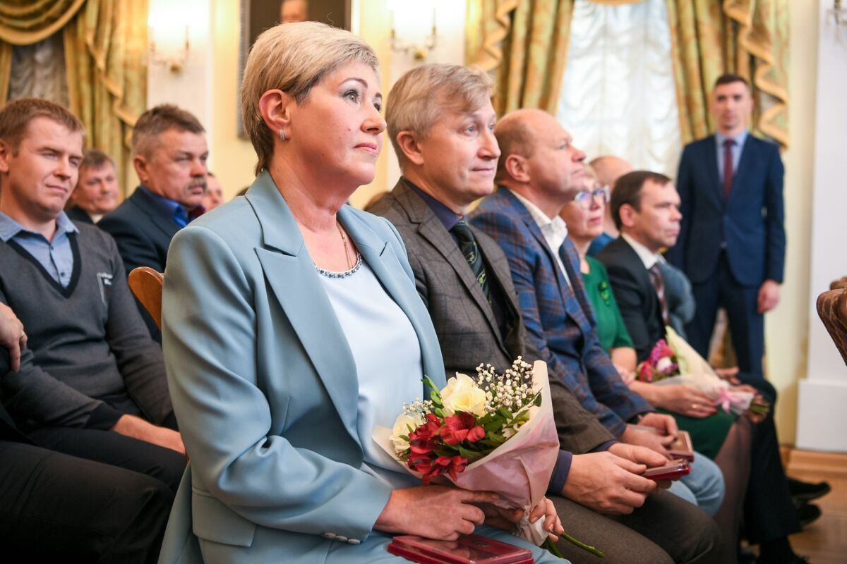 Жителям Карелии вручили государственные награды за вклад в развитие республики