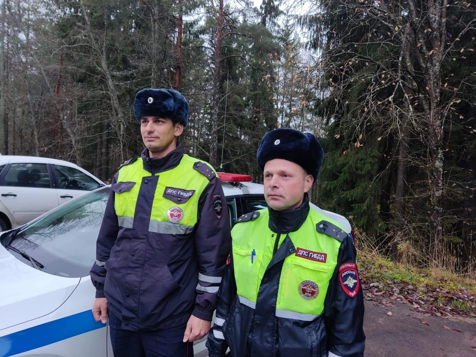 Сортавальских сотрудников ГИБДД наградят за спасение людей на пожаре