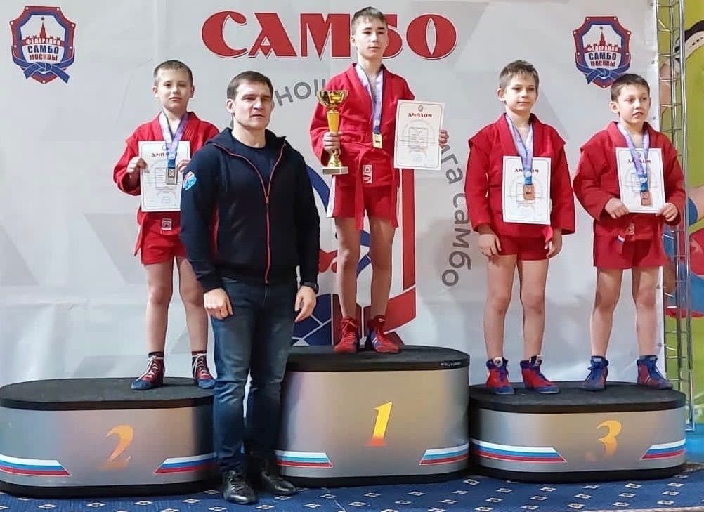 Юный петрозаводчанин стал призером столичного турнира по самбо