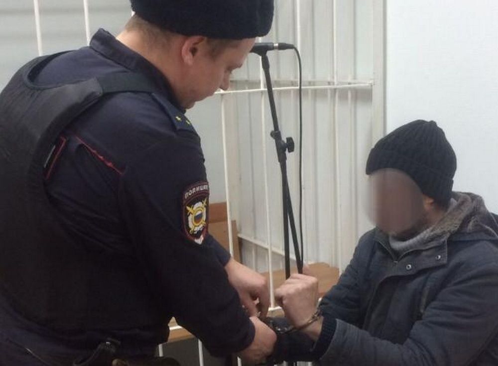 В петрозаводском общежитии обнаружили тело мужчины с признаками насильственной смерти