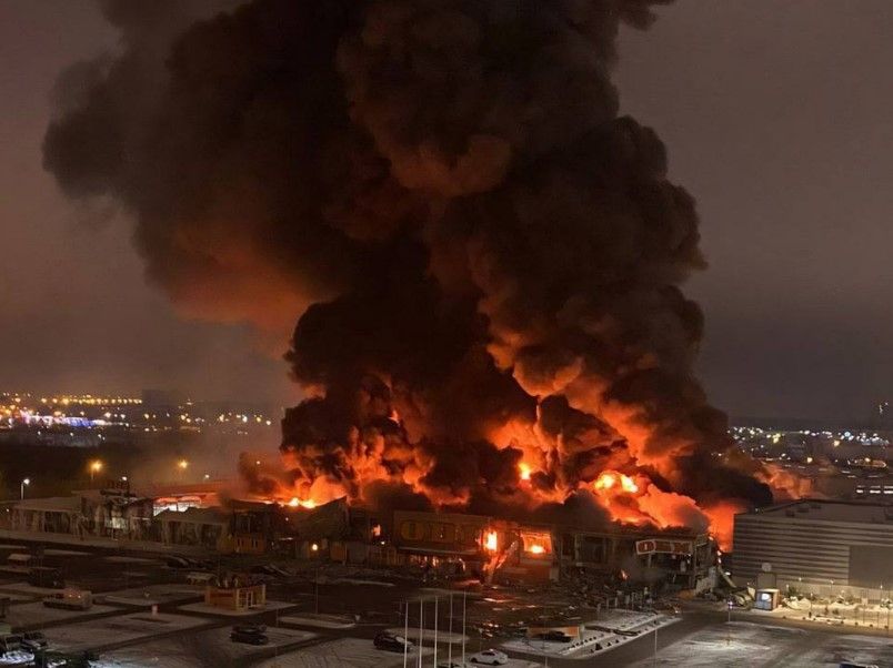 В торговом центре «Мега Химки» во время пожара прогремел взрыв