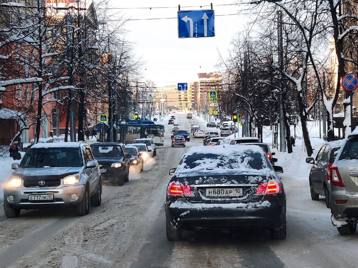 Только три процента карельских семей могут позволить купить средний по стоимости новый автомобиль