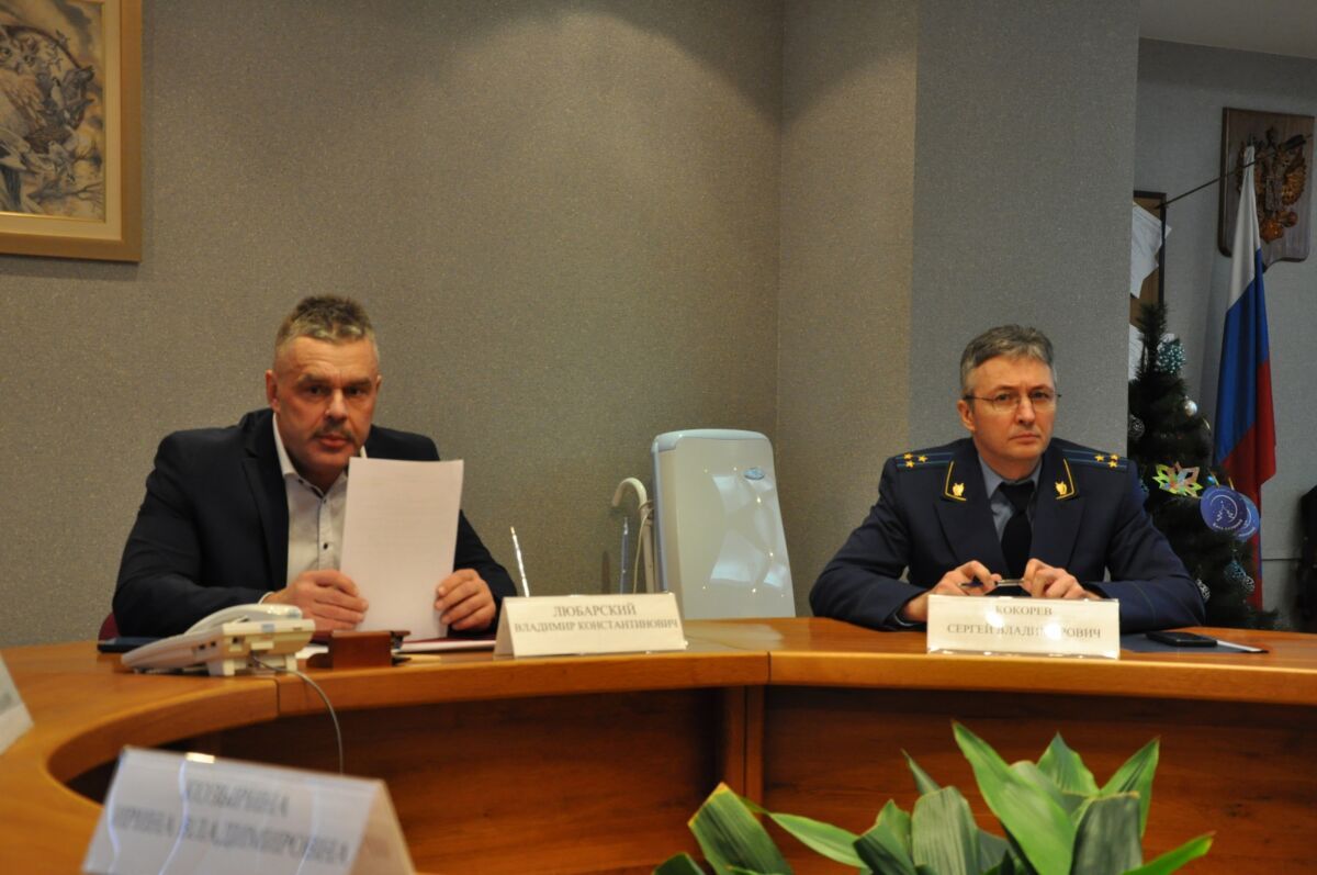 В мэрии обсудили работу маршруток с прокурором Петрозаводска