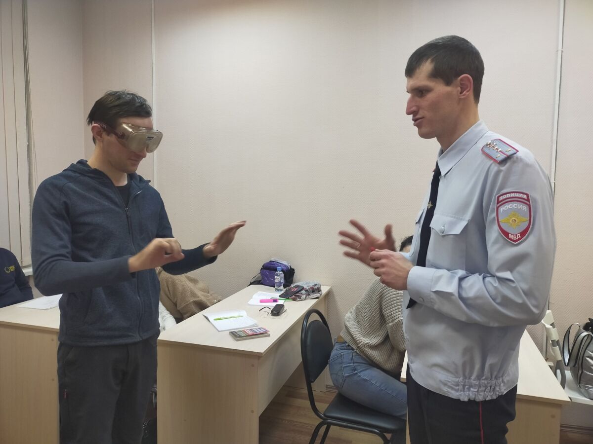 Будущие водители в Петрозаводске стали участниками «нетрезвого» эксперимента