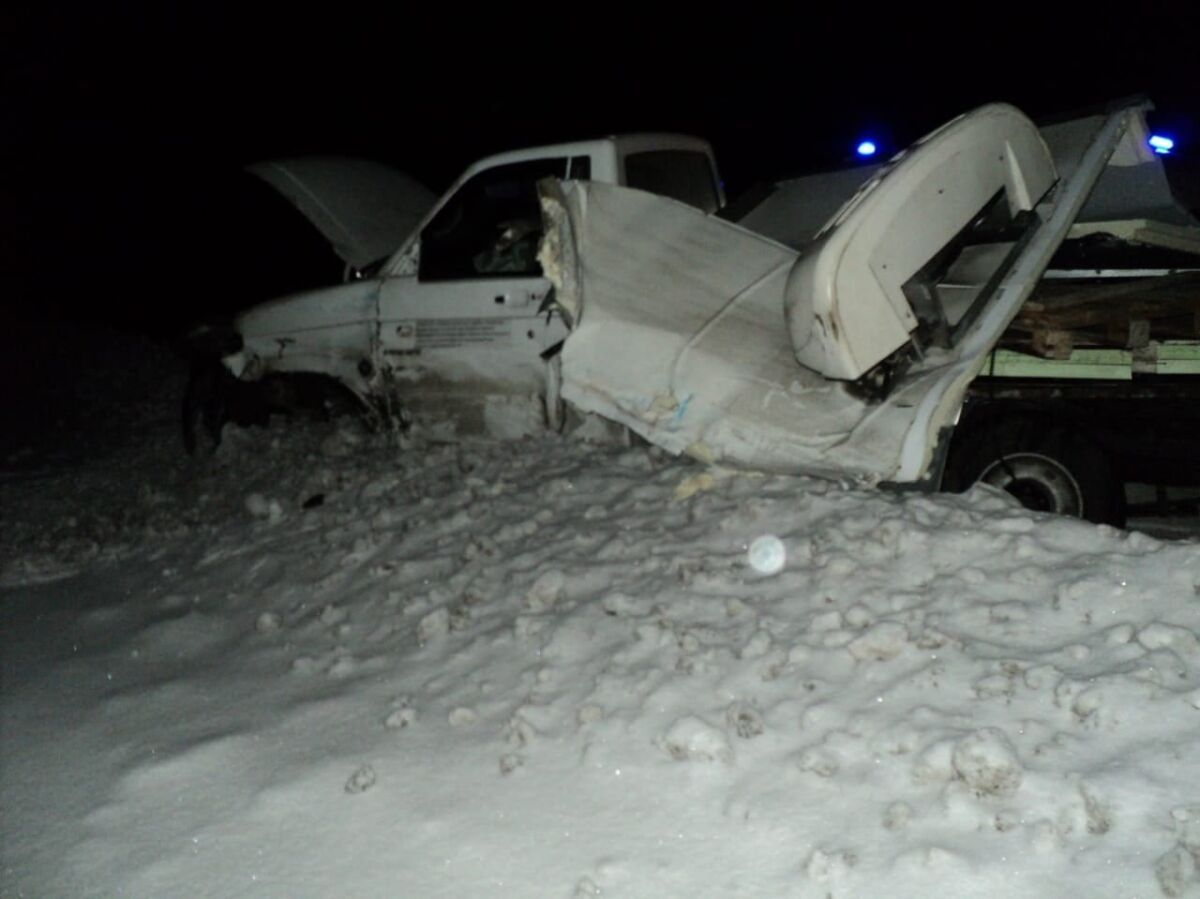 На трассе «Кола» после взрыва рефрижераторной установки в автомобиле произошло ДТП