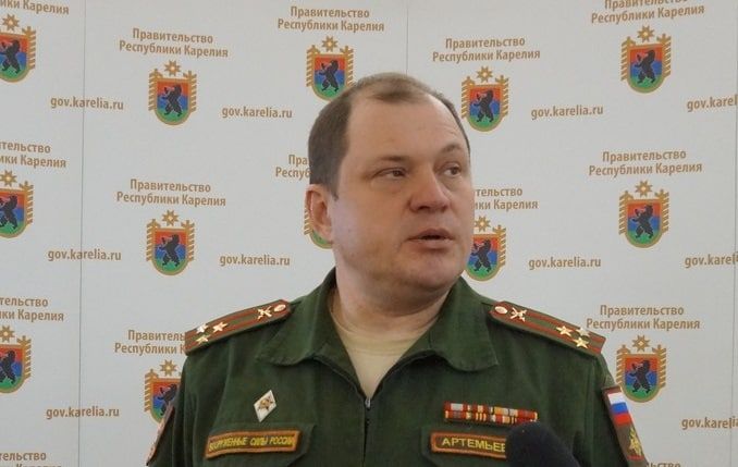 Военком Карелии ответил на вопрос о законности уведомлений, оставленных в почтовом ящике