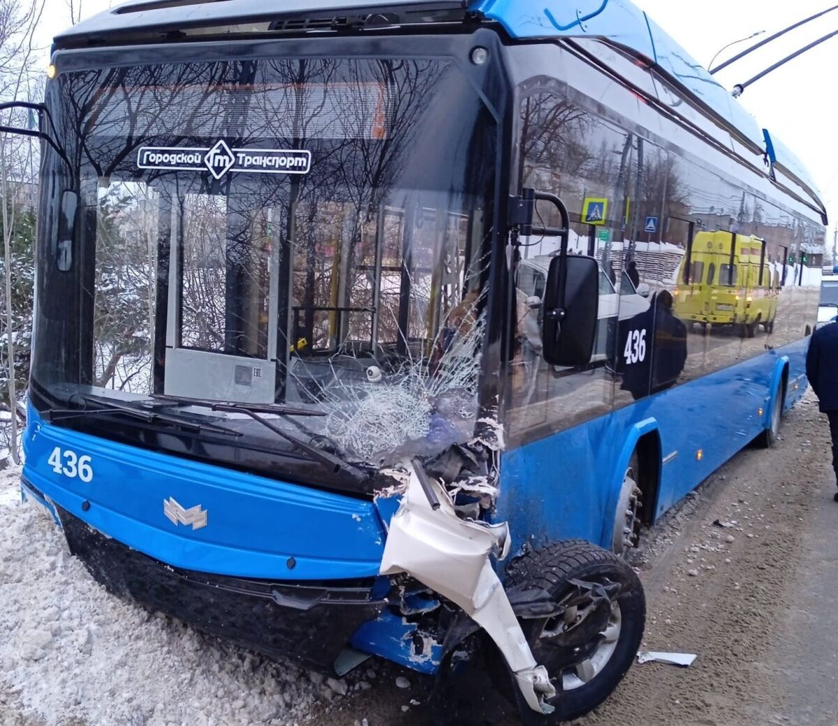 Новый белорусский троллейбус попал в серьезное ДТП в Петрозаводске