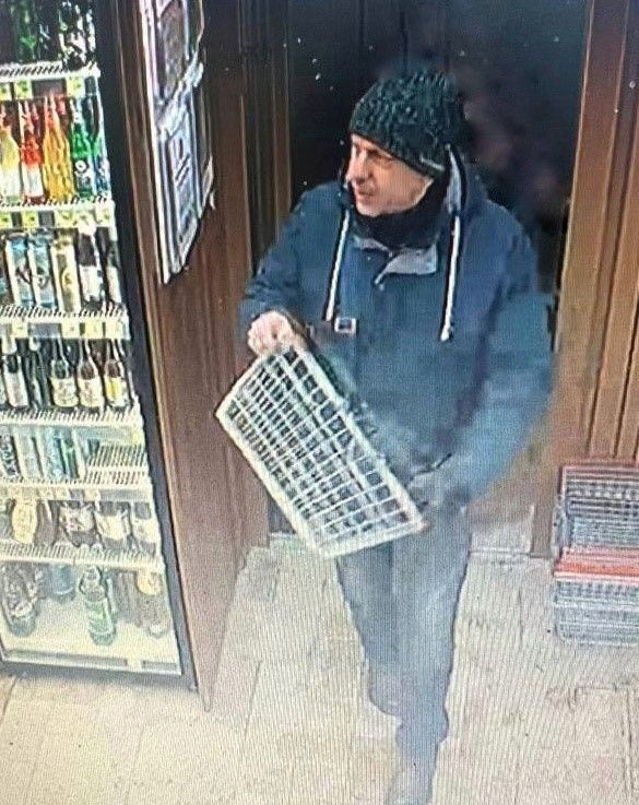 Полиция Петрозаводска разыскивает мужчину, подозреваемого в совершении преступления