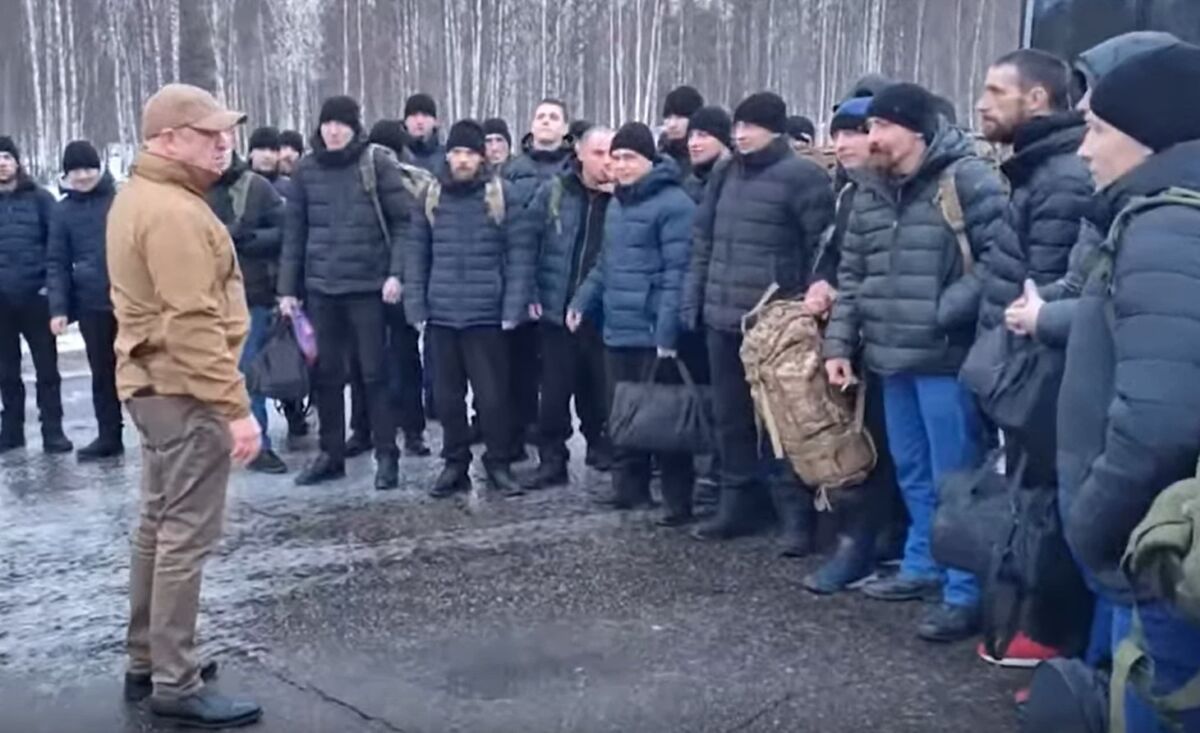Евгений Пригожин привез в Карелию группу отслуживших в СВО заключенных и отпустил их на свободу