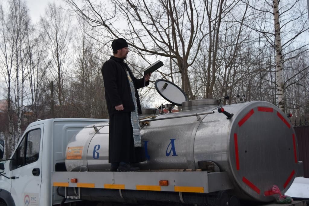 В Крещение изменится график подвоза воды в Петрозаводске