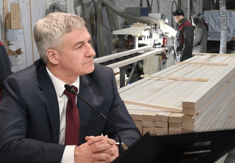 Кризис — это новые возможности. Артур Парфенчиков рассказал, на что сейчас делает ставку Карелия