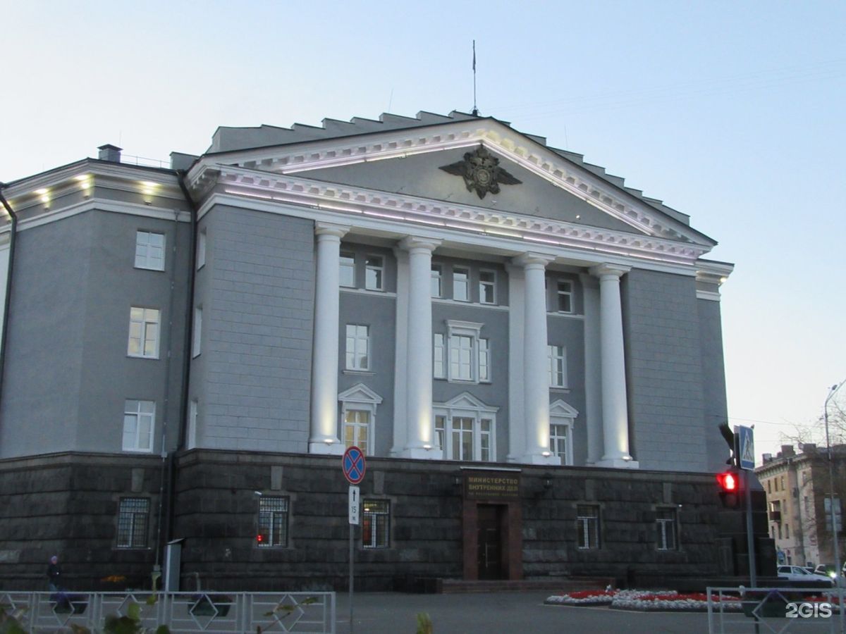 Полиция просит помощи в опознании мужчины и женщины, найденных в Петрозаводске