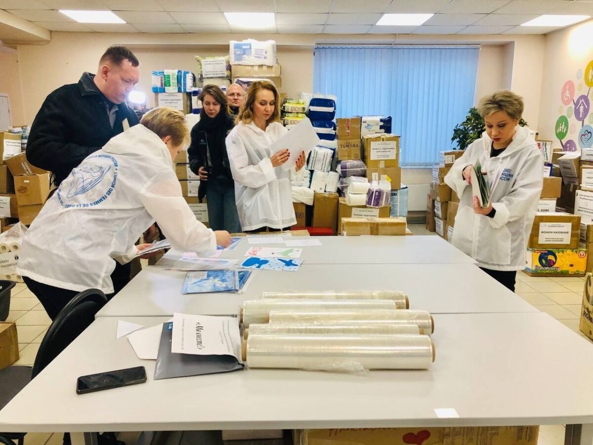 Карельские женщины отправили помощь военным госпиталям