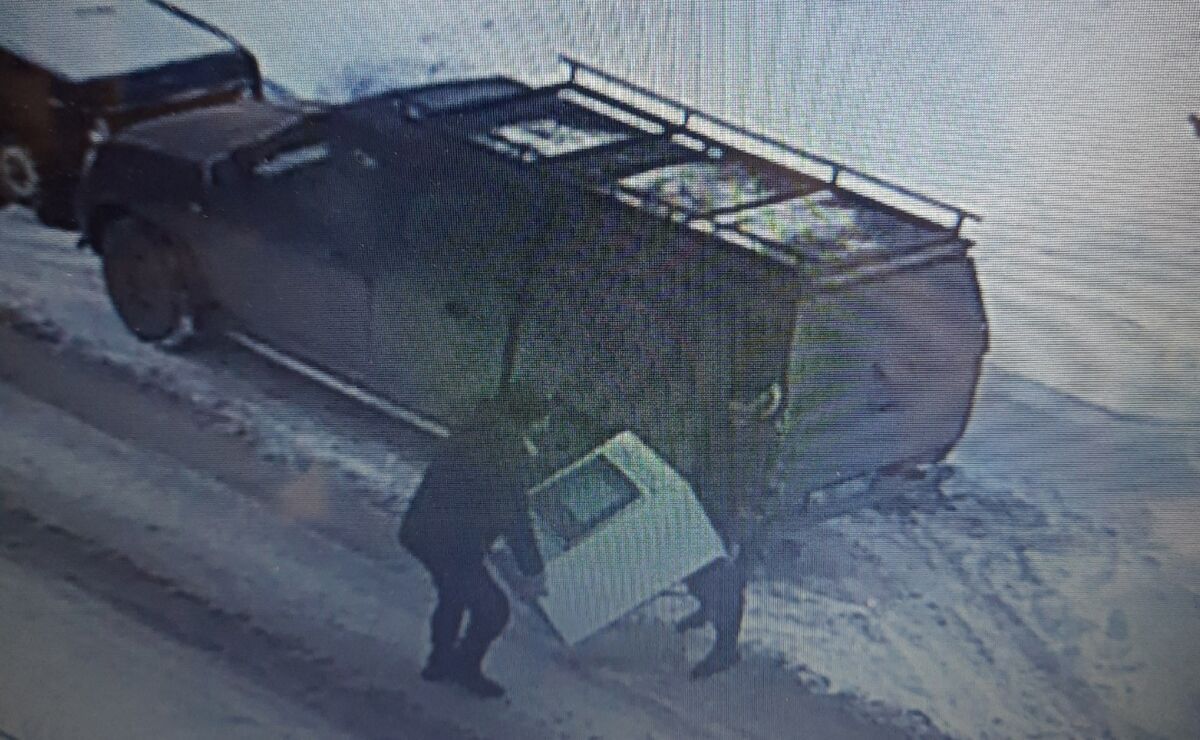 У петрозаводчанина украли электроплиту, которую он на время ремонта поставил в подъезд