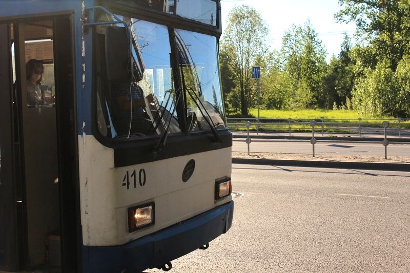 Сегодня последний день, чтобы записаться на бесплатное обучение на водителя троллейбуса и портного