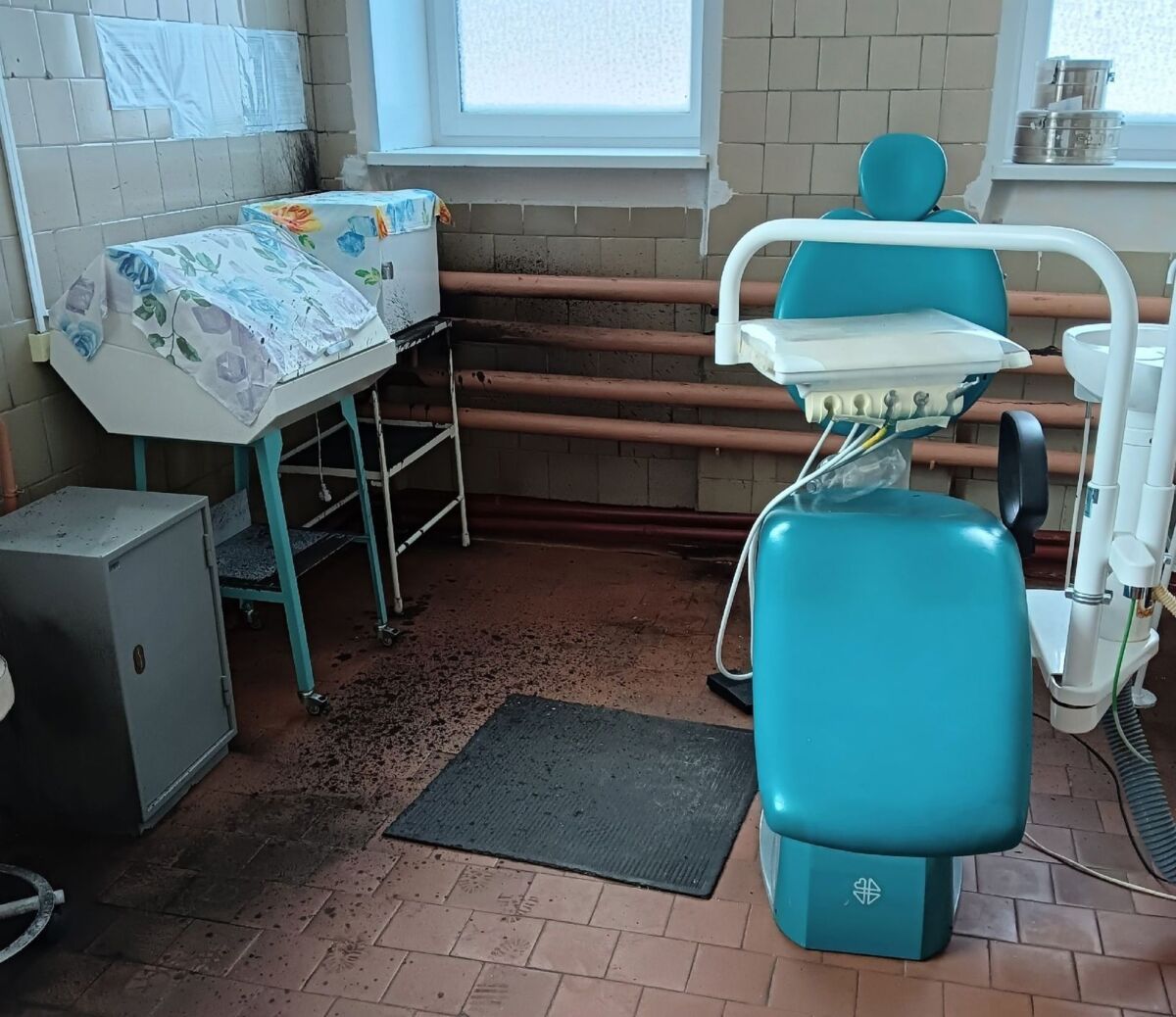 В Кеми закрыли основной зубопротезный кабинет, медиков сначала уволили, но потом передумали