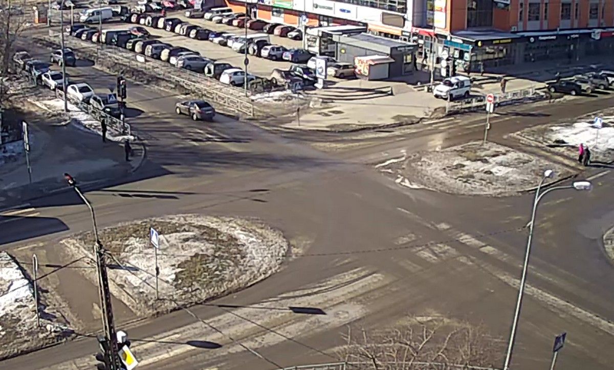 В Петрозаводске на улице обнаружили тело мужчины