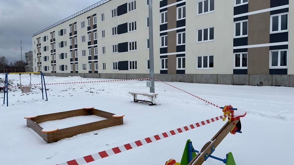 Ключи от квартир начали выдавать в Янишполе